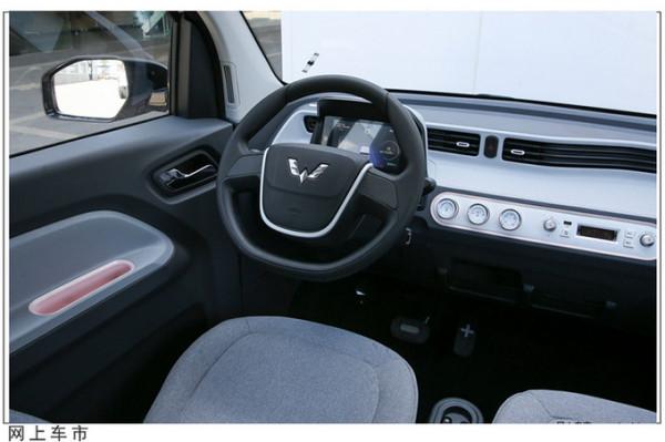 中國11月新能源汽車銷量創紀錄！五菱MINIEV銷量竟大幅超越特斯拉