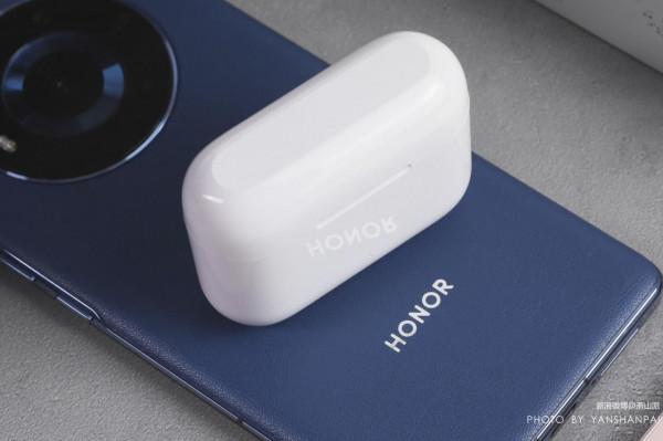 感受耳朵上的科技與藝術，榮耀親選Earbuds X2圖賞