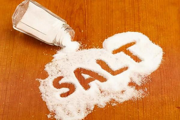買食用鹽,不是越貴越好,鹽袋上有這“3行字”,弄懂再買不吃虧 買食用鹽,不是越貴越好,鹽袋上有這“3行字”,弄懂再買不吃虧