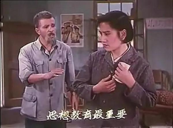 老電影（0542）《三朵小紅花》北京電影製片廠（1965）劇照欣賞