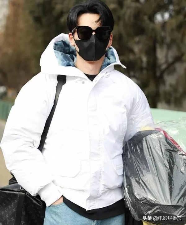 元宵晚會彩排：金晨美目顧盼，小撒如鄰家哥哥，萬茜短髮衛衣颯爽