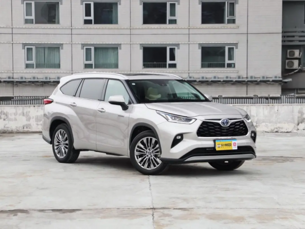 5米長國產大七座，隨便開才7個油，氣場不輸漢蘭達