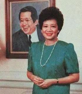 世界首位華人女總統,過年多次回福建祭祖,鄧老:“我們認親了” 世界首位華人女總統,過年多次回福建祭祖,鄧老:“我們認親了”