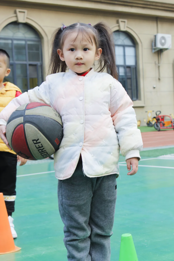 高新區匯愛幼稚園丨快樂籃球,陽光成長:我和“籃球”做朋友 高新區匯愛幼稚園丨快樂籃球,陽光成長:我和“籃球”做朋友