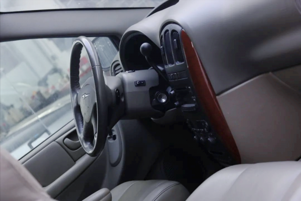 怪獸修車：翻新一輛“殘破不堪”08年大捷龍，最終滿血復活變新車