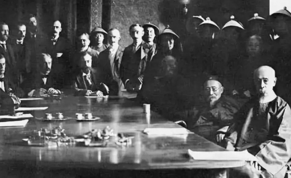 中國為什麼能從崩潰邊緣迅速崛起?英國教授:源於中華文明的自信 中國為什麼能從崩潰邊緣迅速崛起?英國教授:源於中華文明的自信