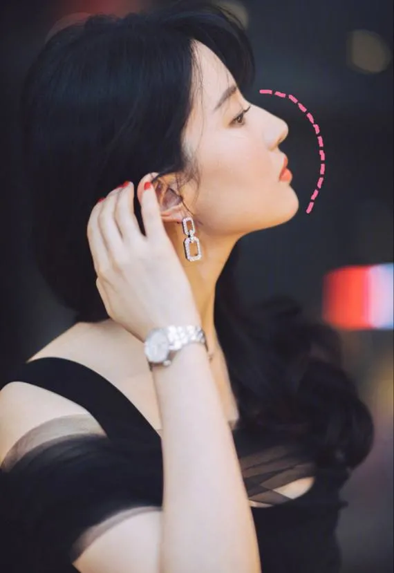 夢迴林蕭,楊冪的S形側顏太絕了 夢迴林蕭,楊冪的S形側顏太絕了