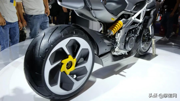 公升級巡航、850休旅首秀,宗申機車旗下十多款新品亮相 公升級巡航、850休旅首秀,宗申機車旗下十多款新品亮相