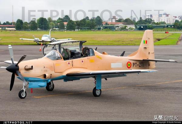 非洲國家：馬裡空軍