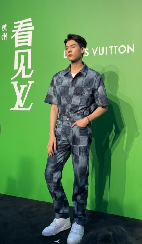 接近190cm的男星現實中有多高？胡一天腿太長，189cm劉宇寧很搶眼