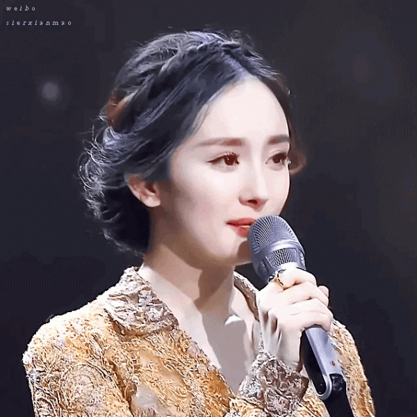 12.7圖:劉亦菲、楊冪、張嘉倪、周筆暢、李棟旭、檀健次、張慧雯 12.7圖:劉亦菲、楊冪、張嘉倪、周筆暢、李棟旭、檀健次、張慧雯