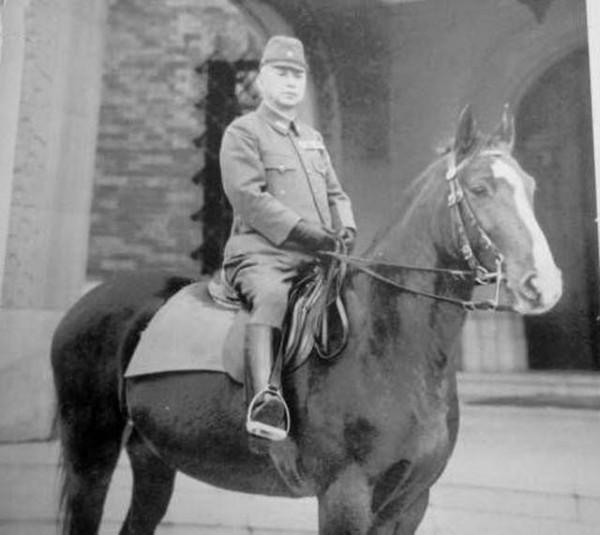 731部隊元兇梅津美治郎的結局：躲過審判，寫下5個漢字孤獨死去