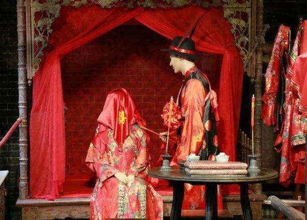 民間故事：男子樹林救下烏龜，大婚之夜烏龜託夢：上床睡覺別脫鞋