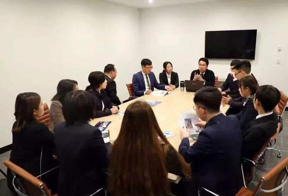 畢業多年還吹噓這幾樣東西，多半不是真成功，而是不想承認落寞