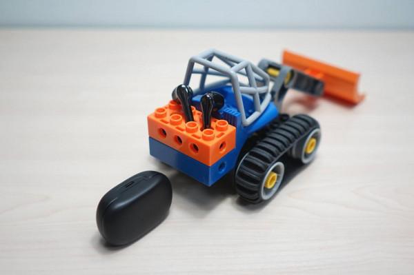 Tribit趣倍FlyBudsC2：藍芽5.2，續航更給力