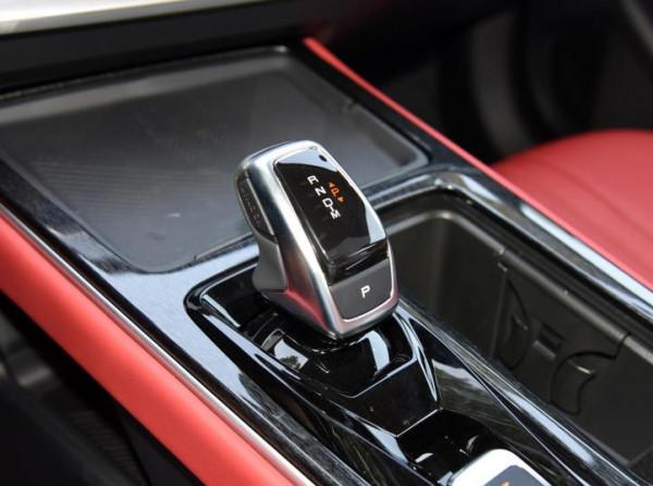 以“父”之名的奕炫MAX上市：能跑能裝，關鍵還省油