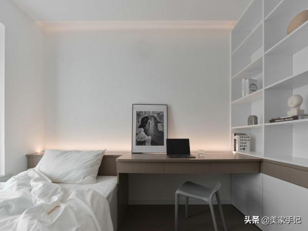 南京夫妻129㎡的家,堅持全屋打滿櫃子,效果不是一般的大氣實用 南京夫妻129㎡的家,堅持全屋打滿櫃子,效果不是一般的大氣實用