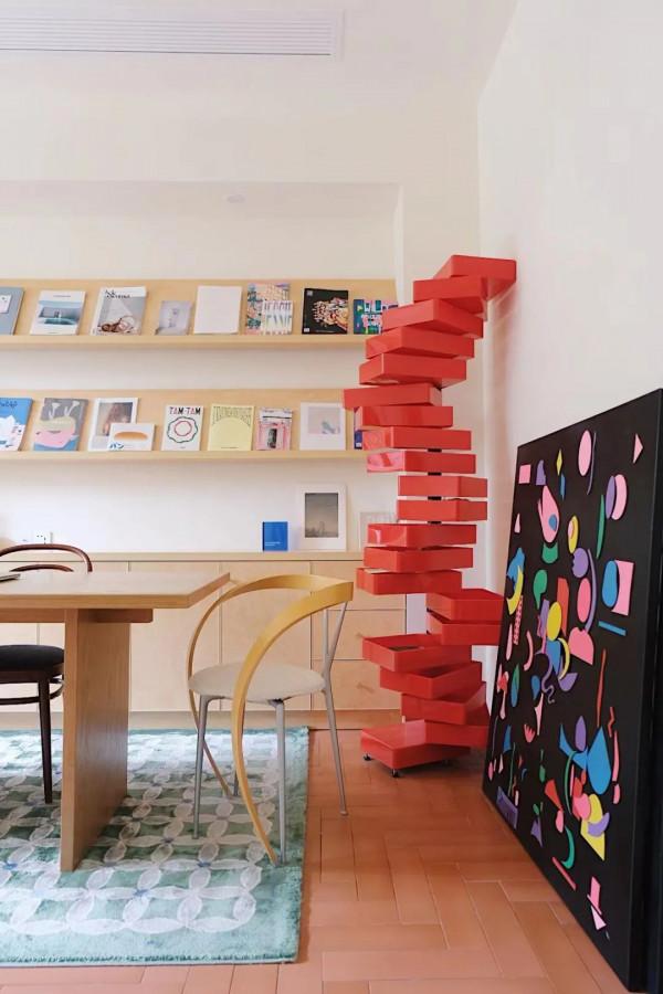 她在30歲前實現了家的夢想：落地窗大浴缸，春看櫻花秋賞楓葉