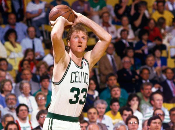 無上的榮耀！盤點NBA被球隊立雕像的十大球星：堪比最高的榮譽