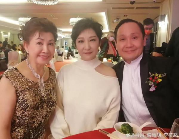 最美“馬伕人康敏”雪梨56歲身材發福，演技拿獎感動落淚