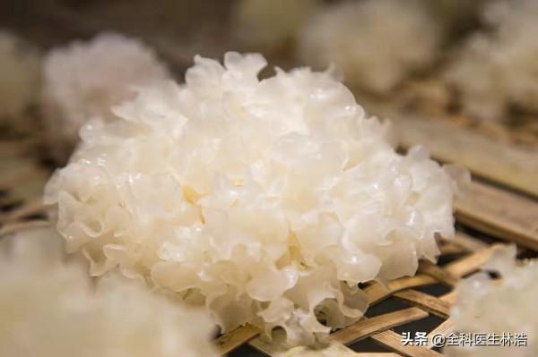 中醫提醒：秋季是呼吸道疾病多發季節，常吃八種食物，清肺養肺