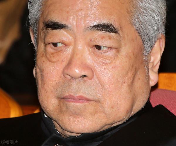 國畫80萬/平？範曾的流水線創作，飆漲1650萬！網友：比房價還狠