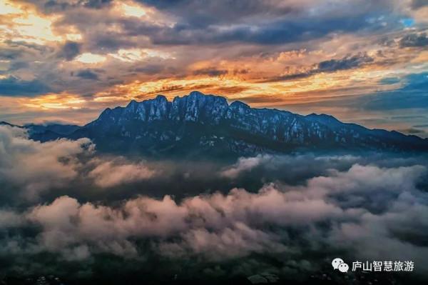 李白,一生好入廬山遊! 李白,一生好入廬山遊!
