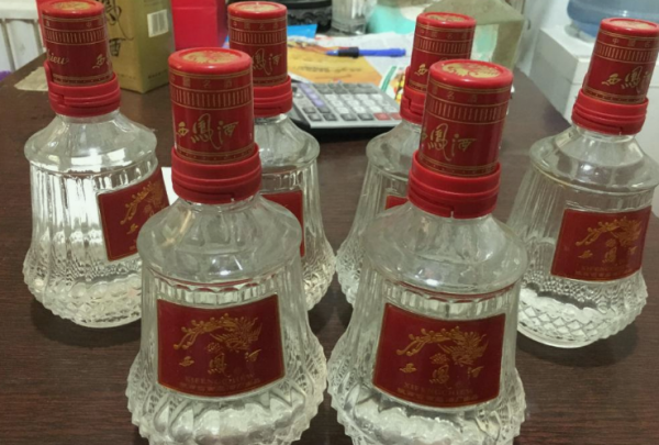 西鳳和西鳳酒原來不是同一種酒？行家揭秘，網友：原來“上當了”