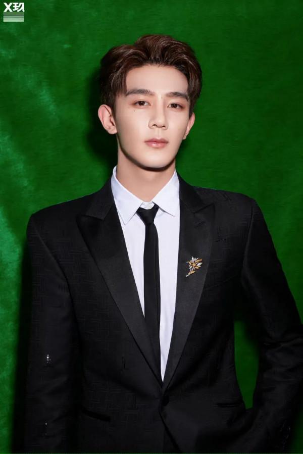 鳳凰網時尚之選：陳數、許佳琪、李若彤、尼坤、袁冰妍、INTO1