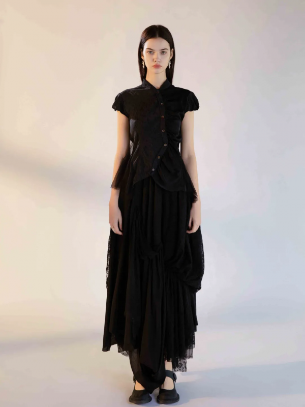 馬丁靴+連衣裙=秋冬王炸組合，顯高顯瘦，時髦慘了