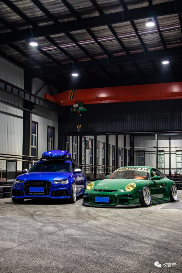 保時捷車主為了帶娃再添奧迪RS6，給孩子一個完美的童年