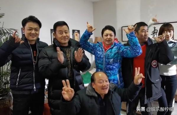 《鄉村愛情14》將播,小李副總曬生日宴,網友:這頓飯不便宜 《鄉村愛情14》將播,小李副總曬生日宴,網友:這頓飯不便宜