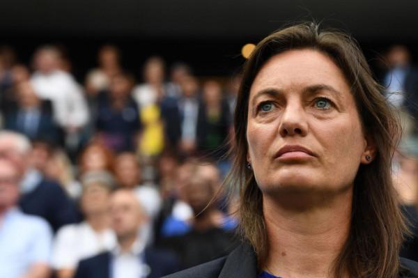 為追夢，她賣了房子住船上！女性主帥也能征服男子足壇