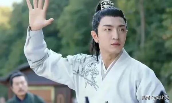 明明扮相普通，卻各個扮演絕世美男，這七個男星憑什麼？