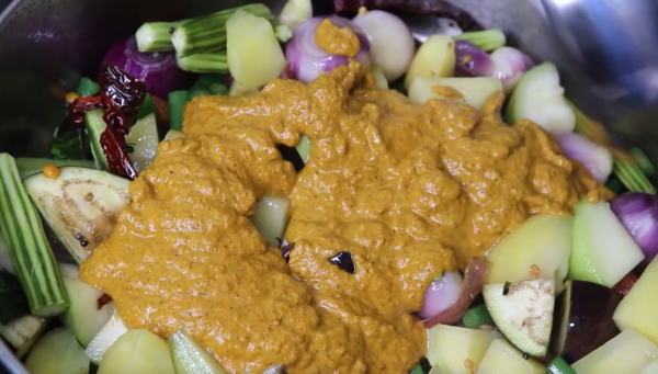 印度富人的午餐，一頓飯十幾個菜，問能比得上中國嗎