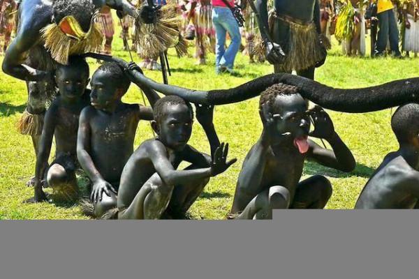 李濟、郭沫若誤導百年考古!殷墟黑人屍骨,來自大洋洲加澤爾半島 李濟、郭沫若誤導百年考古!殷墟黑人屍骨,來自大洋洲加澤爾半島