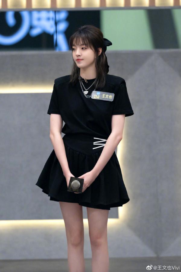 導演請指教的差距：錢寧黃拍片刷信用卡，韓雪王文也卻請當紅明星