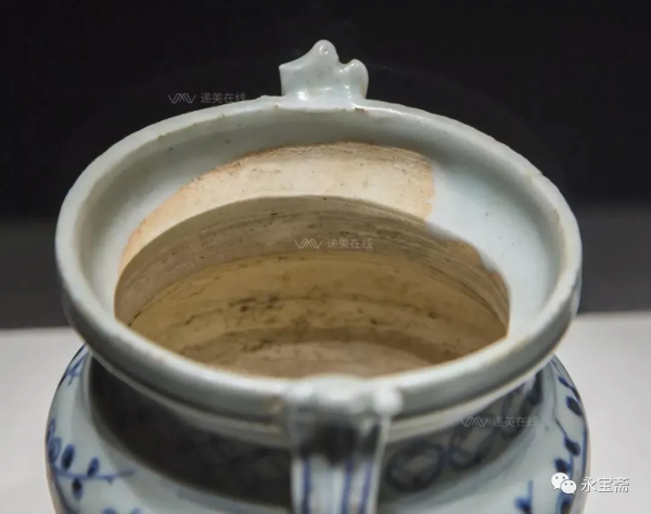 宋-元青白釉三足爐 宋-元青白釉三足爐