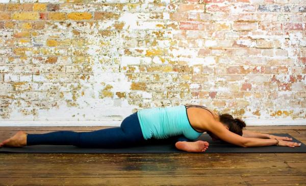 建議用陰瑜伽的方法解決失眠，親測有效