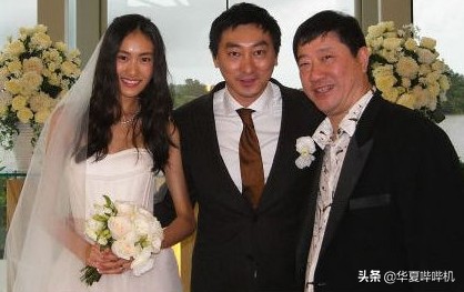 四大超模間的恩怨情仇，從鐵三角到塑膠情，誰是贏家？