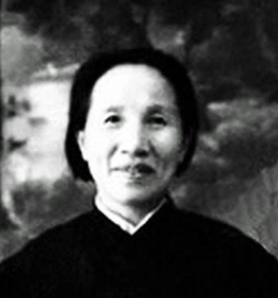 賀怡周文楠見面抱頭痛哭，閒聊中毛主席感慨：王淑蘭仍是我毛家人