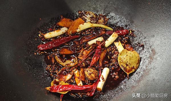 你們喜歡吃滷味嗎？中秋節動手做一個滷味拼盤吧！用來配啤酒最棒