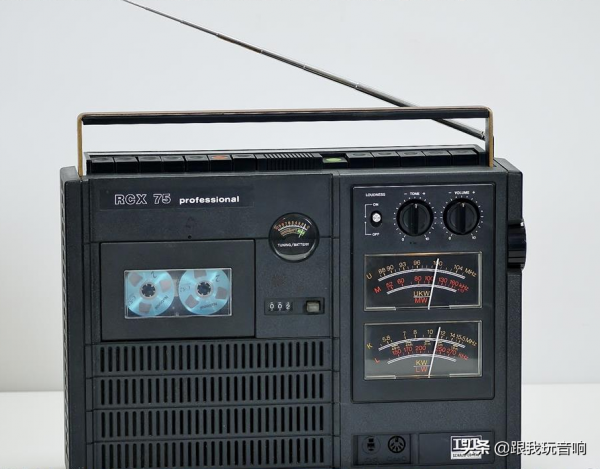 ITT RCX 75 大表頭單卡收錄機 4波段收音機 復古行動式音響