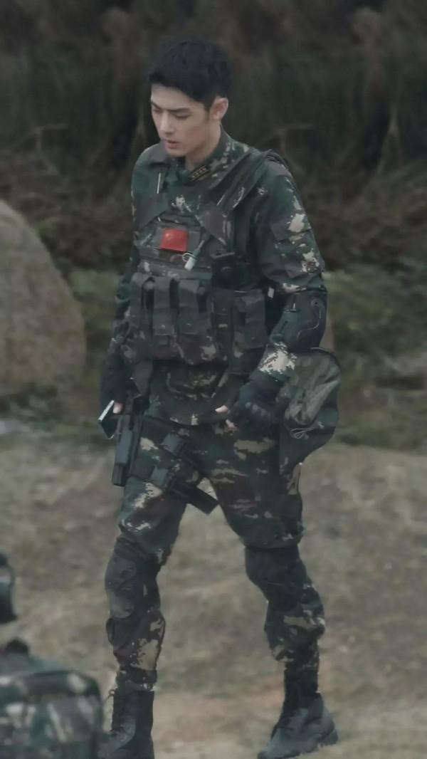 肖戰空降31集評論區了，快去找他聊天呀，越多越好