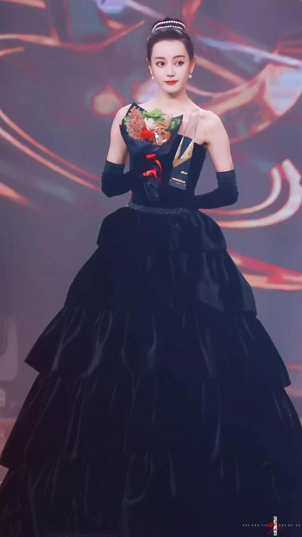 明星桌布 迪麗熱巴