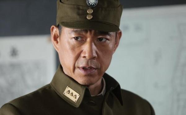 油頭粉面就不要演軍人了!這15位演員告訴你,什麼才是硬漢 油頭粉面就不要演軍人了!這15位演員告訴你,什麼才是硬漢