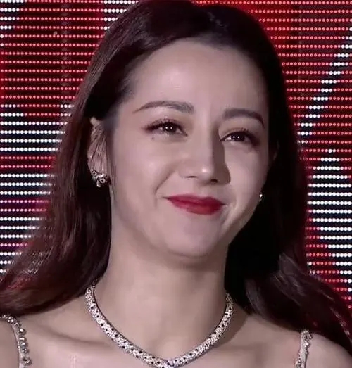 看了明星的生圖，你還追星嗎？網友：“慘不忍睹”與路人無異