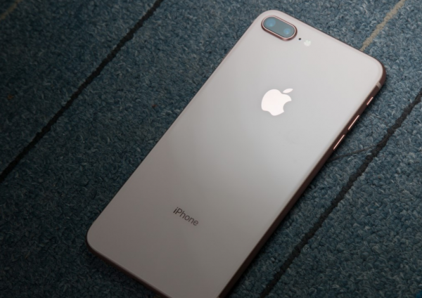 二手價從6688元跌至1399元,蘋果A11+IP67,蘋果淪為“千元機” 二手價從6688元跌至1399元,蘋果A11+IP67,蘋果淪為“千元機”