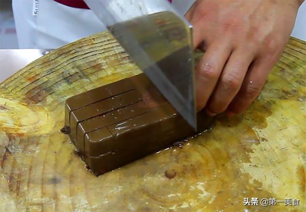 鴨血燒豆腐要不要先焯水，很多人都不知道，廚師長教你正確做法