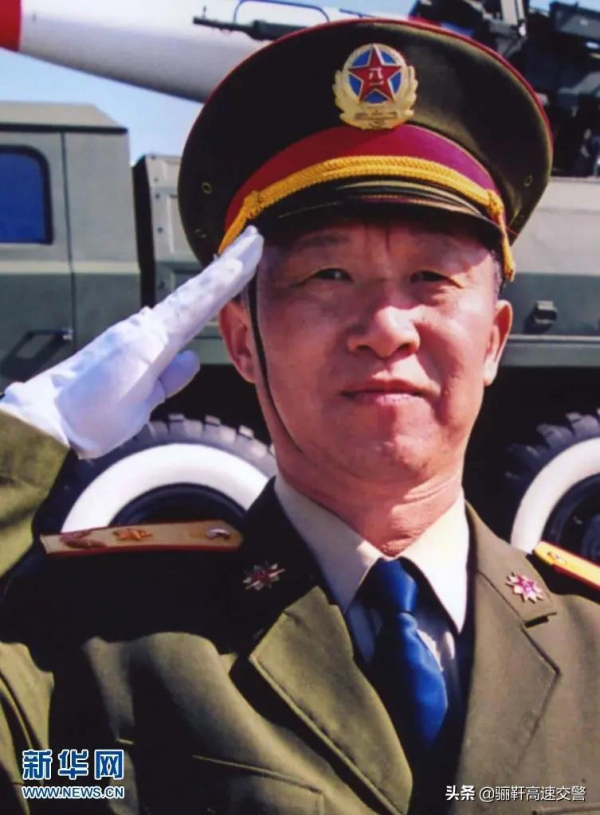 數風流人物|“導彈司令”楊業功:忠誠履行使命的模範指揮員 數風流人物|“導彈司令”楊業功:忠誠履行使命的模範指揮員